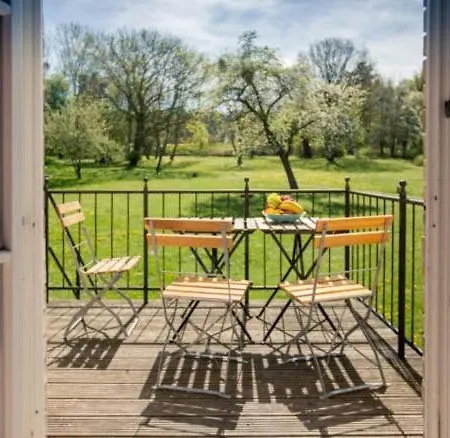 Two-storey With Terrace And Garden Σπίτι διακοπών Alt Suhrkow