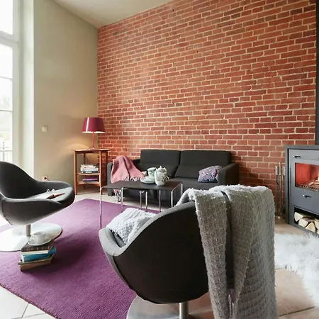 Σπίτι διακοπών Two-storey With Terrace And Garden Alt Suhrkow