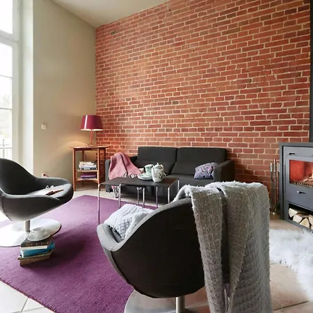 Holiday home Two-storey With Terrace And Garden Alt Suhrkow